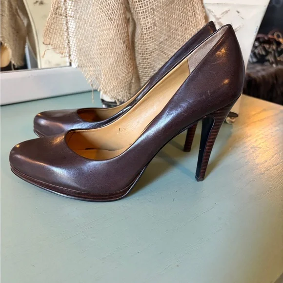 Nine West Regolar Platform Pump - Picture 5 of 7